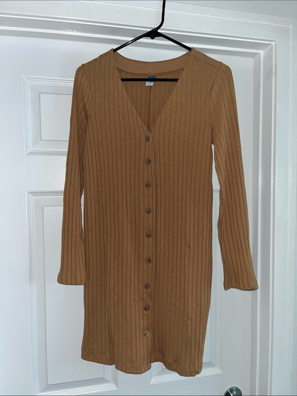 Old Navy Ribbed V-Neck Button-Front Dress in Camel